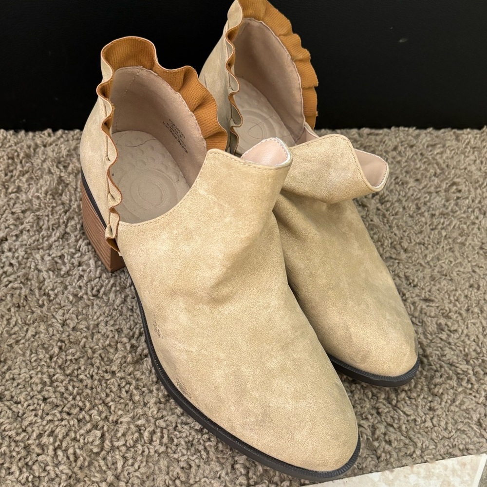 Beige booties